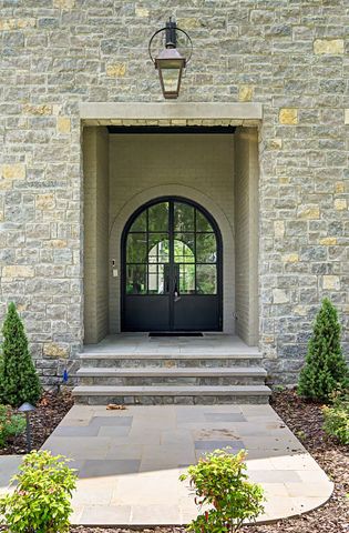 226 Williamsburg Cir, Brentwood, TN 37027