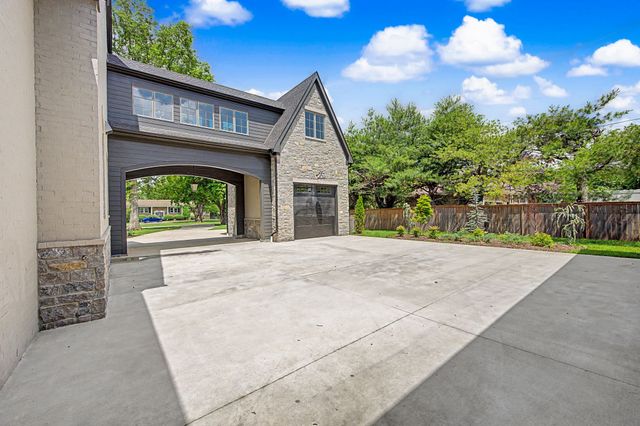 226 Williamsburg Cir, Brentwood, TN 37027