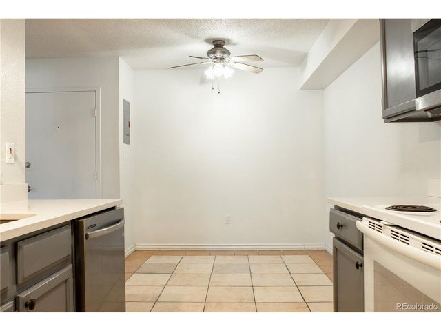 1075 S Elkhart Way 102, Aurora, CO 80012