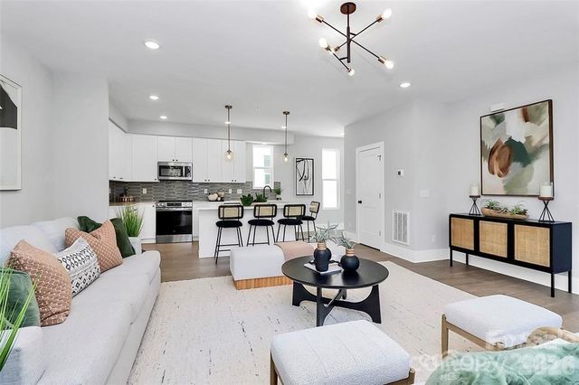 147 S Sycamore Street, Charlotte, NC 28202