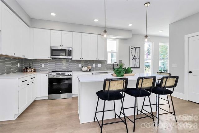 147 S Sycamore Street, Charlotte, NC 28202