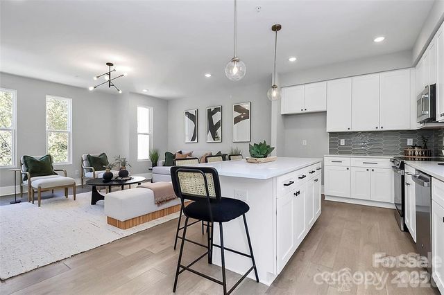 147 S Sycamore Street, Charlotte, NC 28202