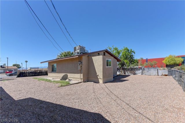 1940 Merze Avenue B, Henderson, NV 89011