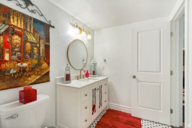 6372 N DAVIS KNOLLS DR, Eagle Mountain, UT 84005