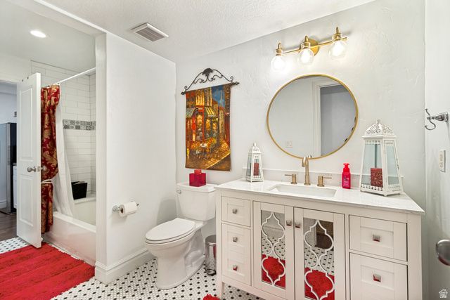 6372 N DAVIS KNOLLS DR, Eagle Mountain, UT 84005