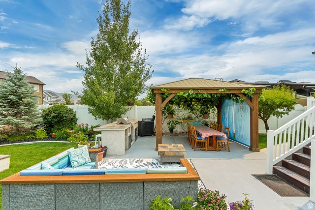 6372 N DAVIS KNOLLS DR, Eagle Mountain, UT 84005
