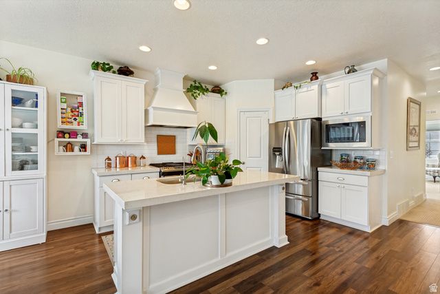6372 N DAVIS KNOLLS DR, Eagle Mountain, UT 84005