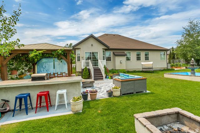 6372 N DAVIS KNOLLS DR, Eagle Mountain, UT 84005