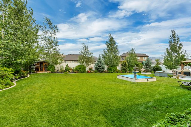 6372 N DAVIS KNOLLS DR, Eagle Mountain, UT 84005