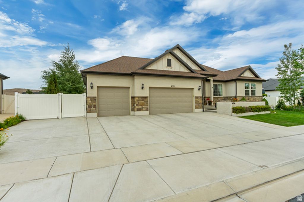 6372 N DAVIS KNOLLS DR, Eagle Mountain, UT 84005