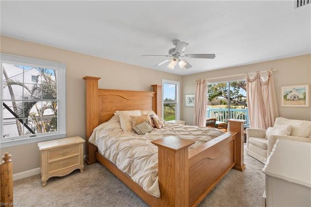 1425 Causey CT, Sanibel, FL 33957