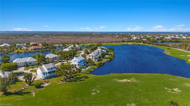 1425 Causey CT, Sanibel, FL 33957