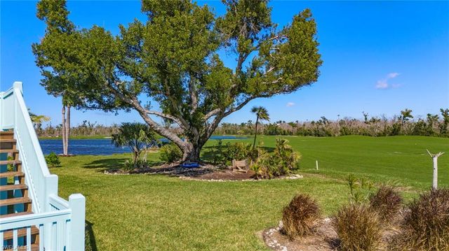 1425 Causey CT, Sanibel, FL 33957