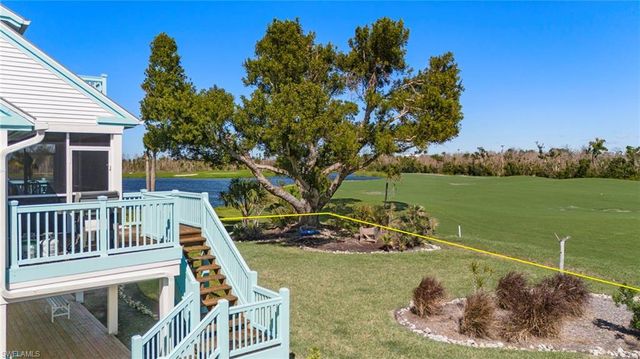 1425 Causey CT, Sanibel, FL 33957