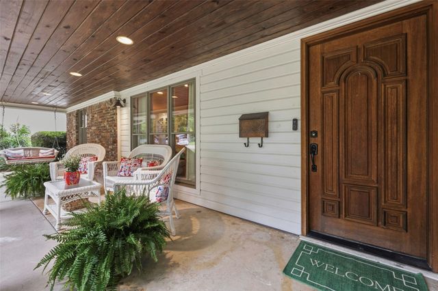 4116 Harlanwood Drive, Fort Worth, TX 76109
