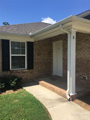712 E Catawba Street B, Belmont, NC 28012