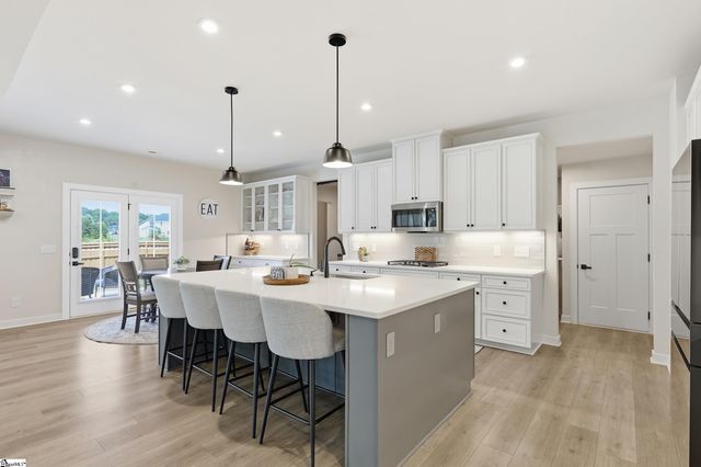 2094 Bluet Drive, Woodruff, SC 29388