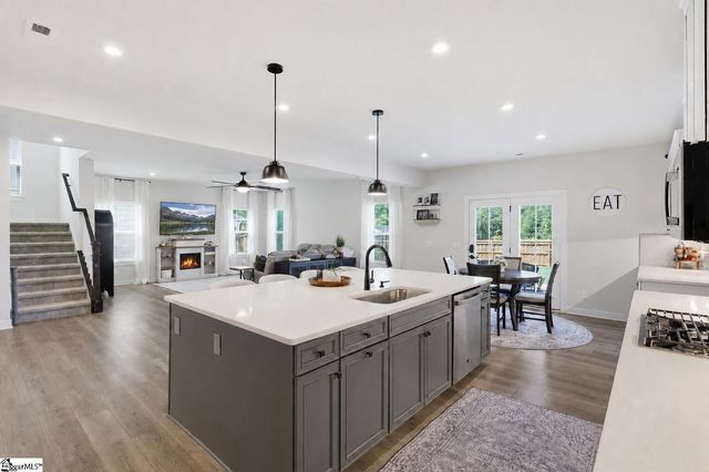 2094 Bluet Drive, Woodruff, SC 29388