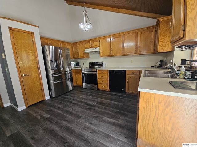 521 Vine Street, Louisville, NE 68037