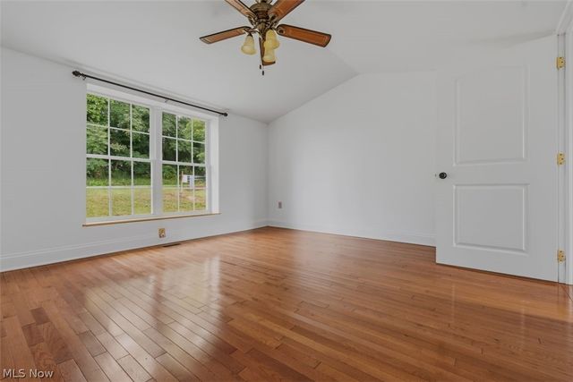 1484 Lake Washington Road, Washington, WV 26181