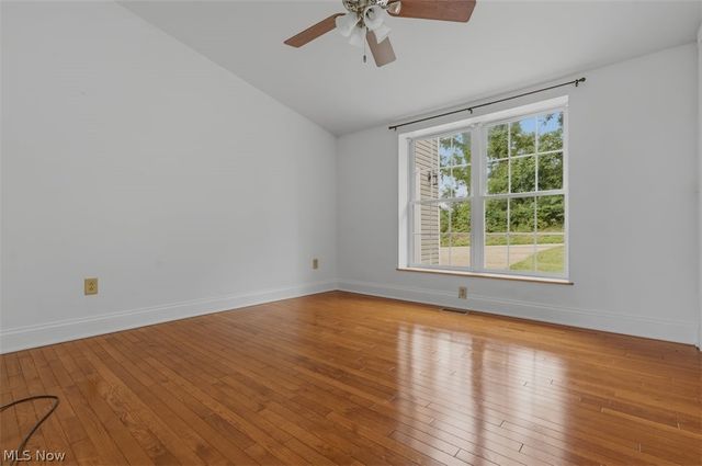 1484 Lake Washington Road, Washington, WV 26181