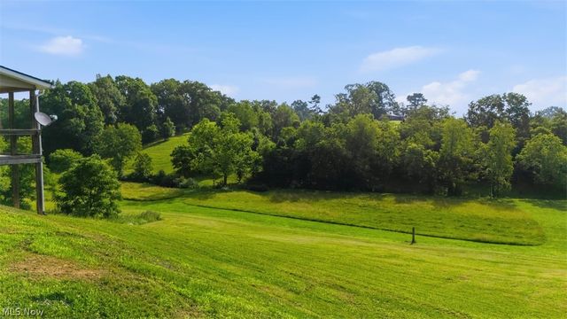 1484 Lake Washington Road, Washington, WV 26181