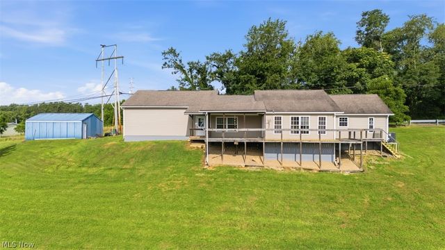 1484 Lake Washington Road, Washington, WV 26181