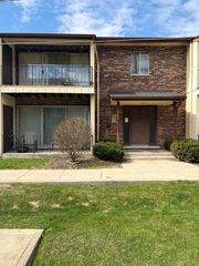 7131 Hickory Street 6, Tinley Park, IL 60477
