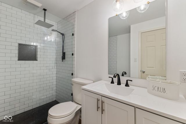 16854 Cedar Creek Lane, Noblesville, IN 46060