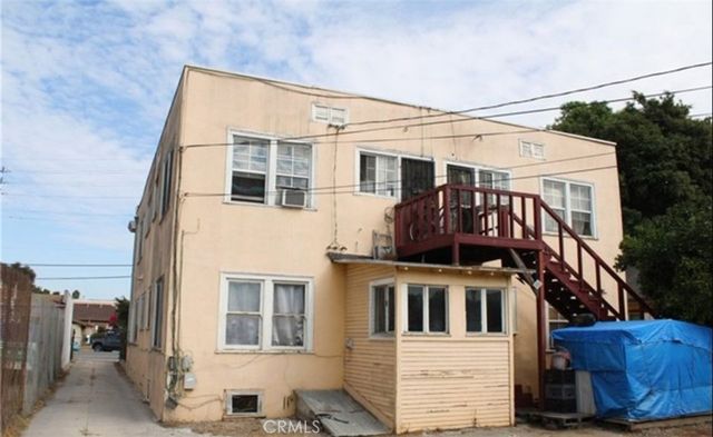 4305 San Pedro, Los Angeles, CA 90011