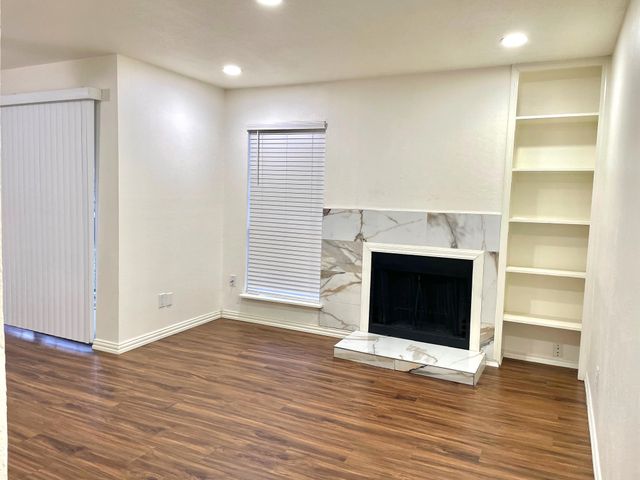 18333 Roehampton Drive 813, Dallas, TX 75252