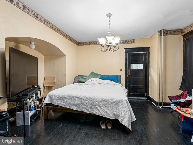 318 GARDNER AVE, Trenton, NJ 08618