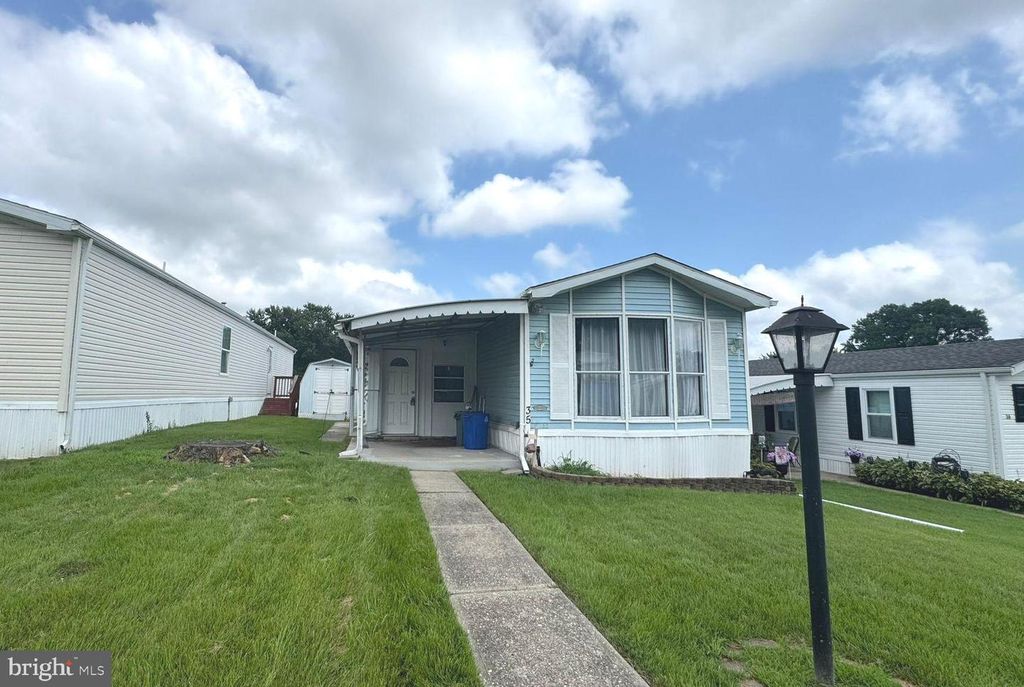 35 ROCKYWOOD LANE, Essex, MD 21221