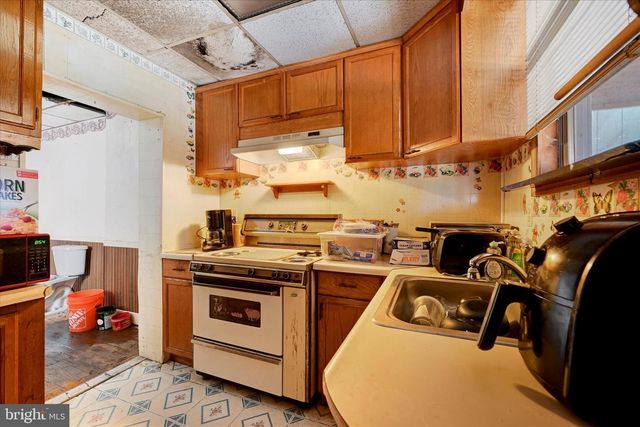 729 E 37TH ST, Baltimore, MD 21218