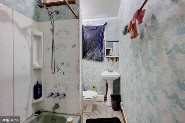 729 E 37TH ST, Baltimore, MD 21218