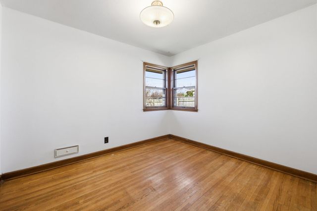 7008 17th Avenue S, Richfield, MN 55423