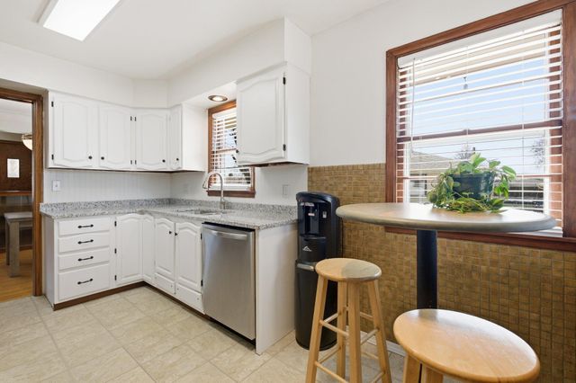 7008 17th Avenue S, Richfield, MN 55423