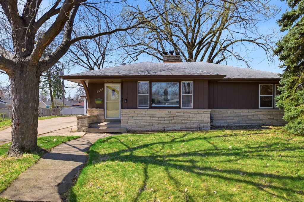 7008 17th Avenue S, Richfield, MN 55423