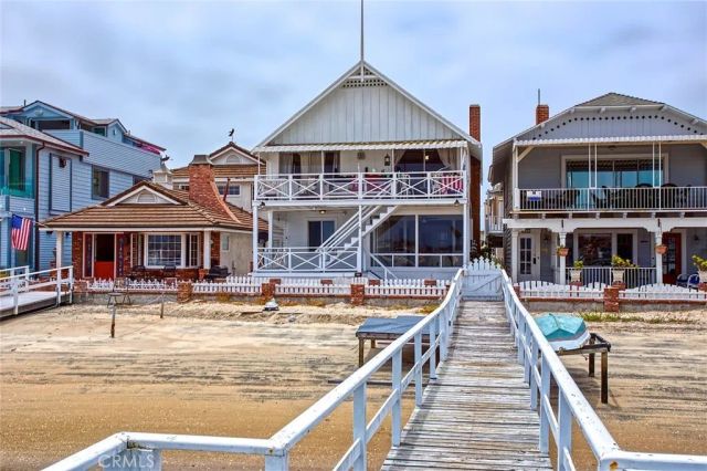 415 E Edgewater Avenue, Newport Beach, CA 92661