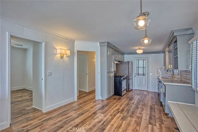 415 E Edgewater Avenue, Newport Beach, CA 92661