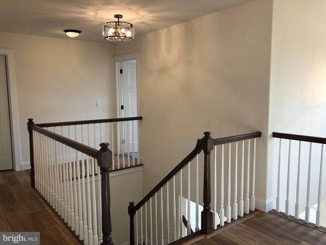 2825 EGYPT RD, Audubon, PA 19403