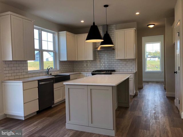 2825 EGYPT RD, Audubon, PA 19403