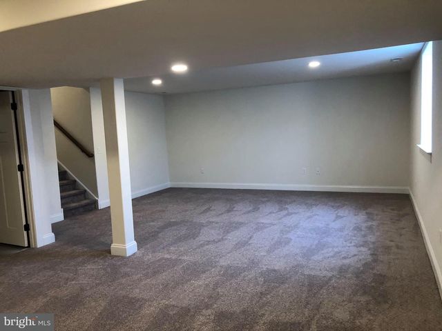 2825 EGYPT RD, Audubon, PA 19403