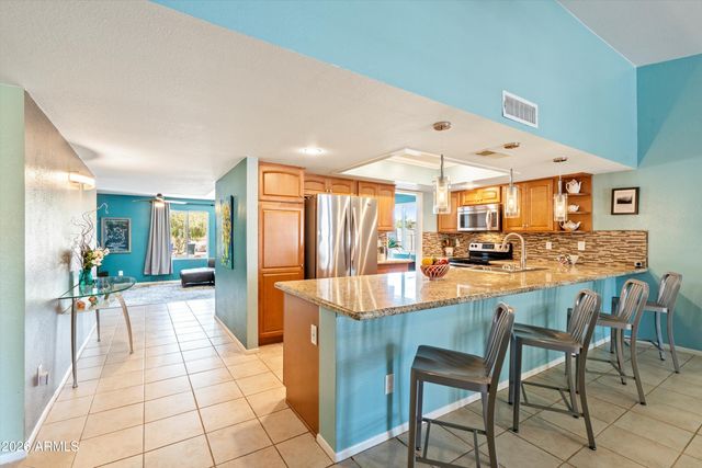 4247 E AHWATUKEE Drive, Phoenix, AZ 85044