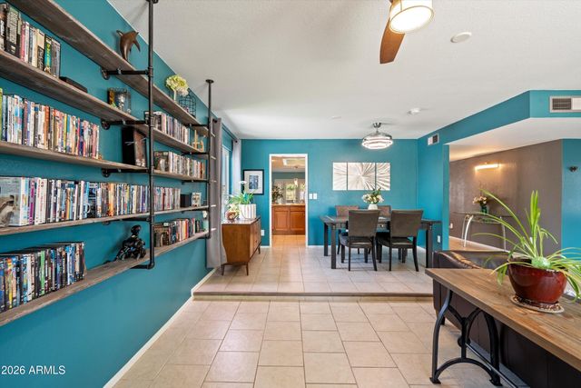 4247 E AHWATUKEE Drive, Phoenix, AZ 85044