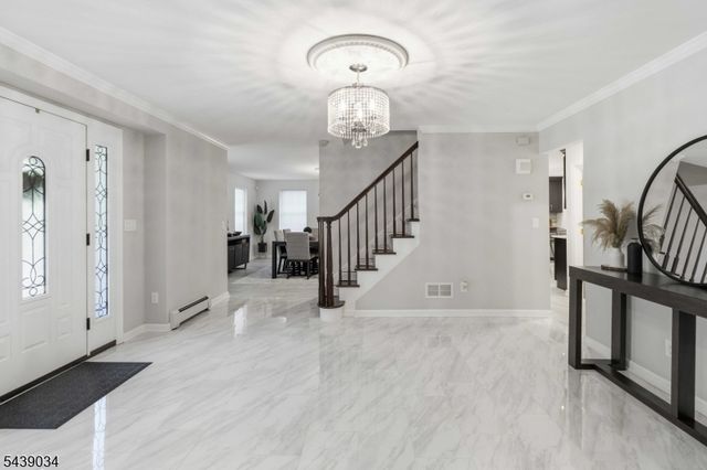 913 High Mountain Rd, North Haledon Boro, NJ 07508