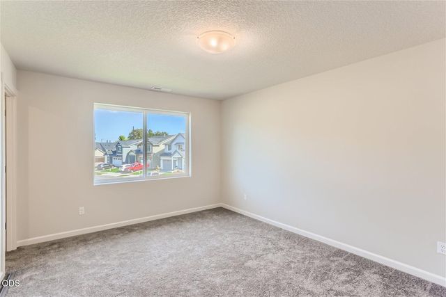 20671 Town Dr, Bend, OR 97701