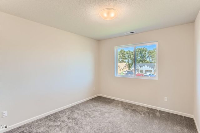 20671 Town Dr, Bend, OR 97701
