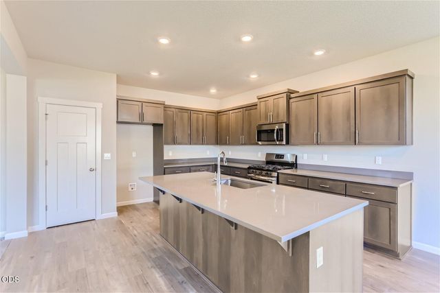 20671 Town Dr, Bend, OR 97701