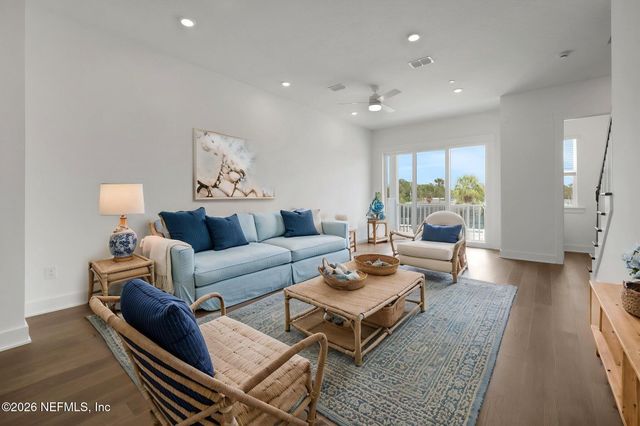 1034 2ND Avenue N, Jacksonville Beach, FL 32250